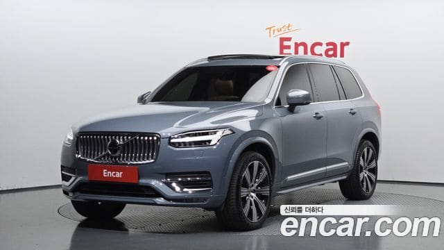 Volvo XC90 — фото 1