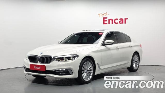 BMW 5 Series — фото 1