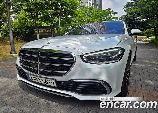 Mercedes-Benz S-Class — фото 1