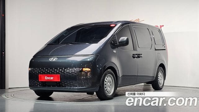 Hyundai Staria — фото 1