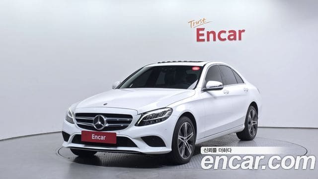 Mercedes-Benz C-Class — фото 1