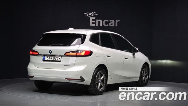 BMW 2 Series Active Tourer — фото 1