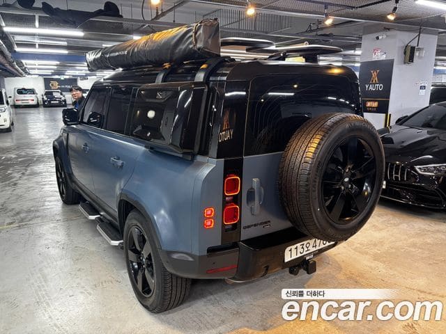 Land Rover Defender — фото 1