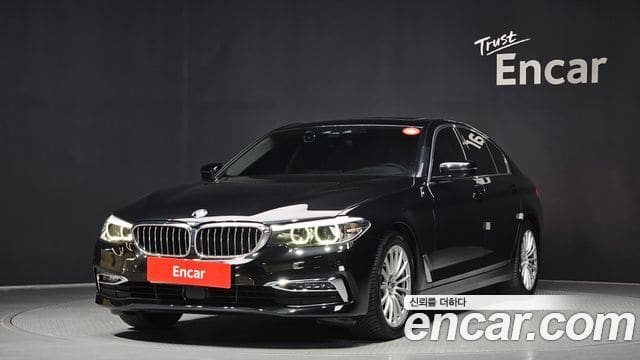 BMW 5 Series — фото 1