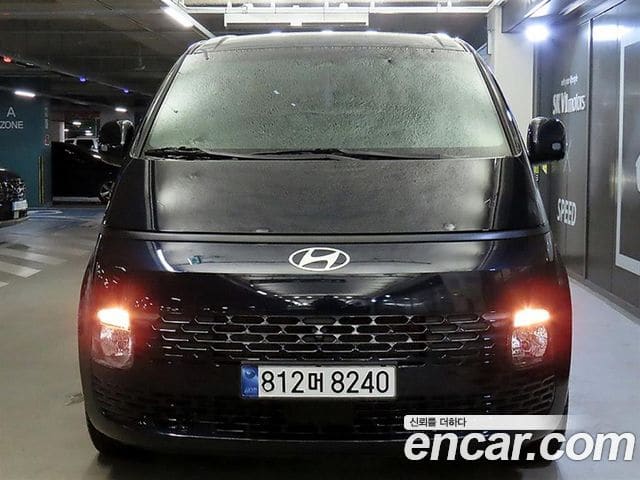 Hyundai Staria — фото 1