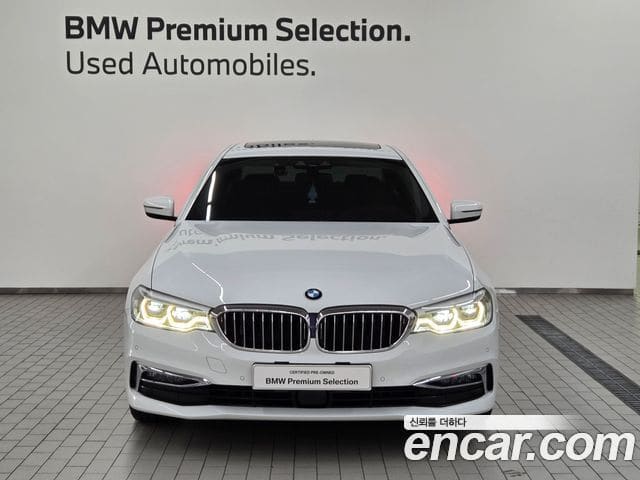 BMW 5 Series — фото 1