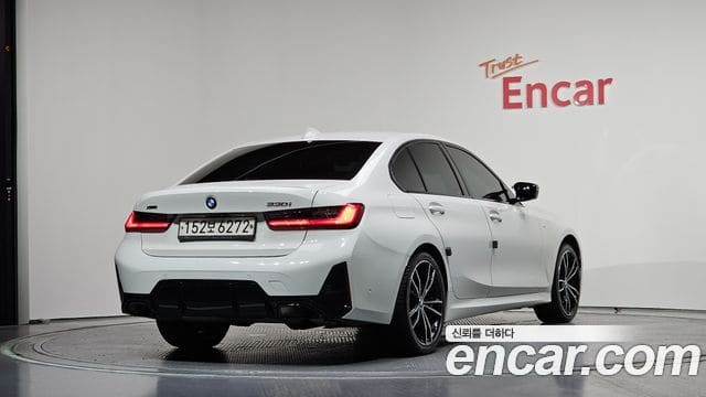 BMW 3 Series — фото 1