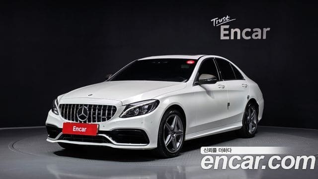 Mercedes-Benz C-Class — фото 1