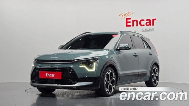 Kia Niro — фото 1
