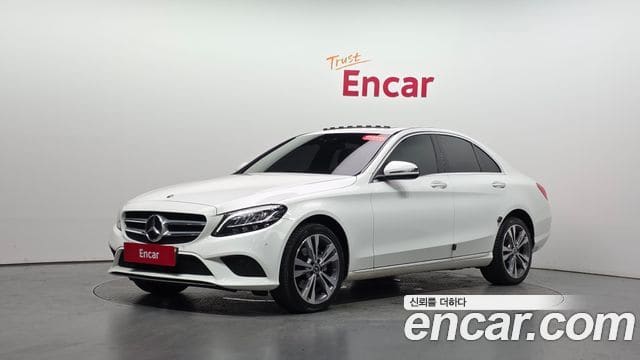 Mercedes-Benz C-Class — фото 1