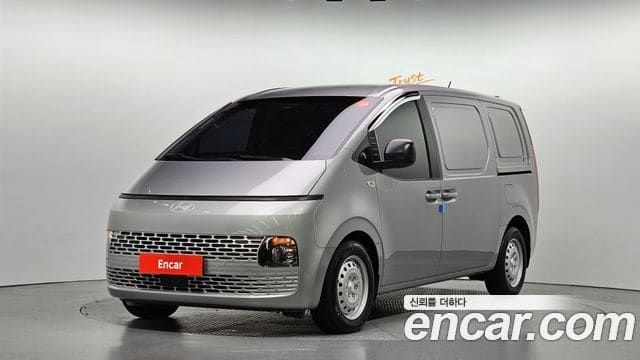 Hyundai Staria — фото 1