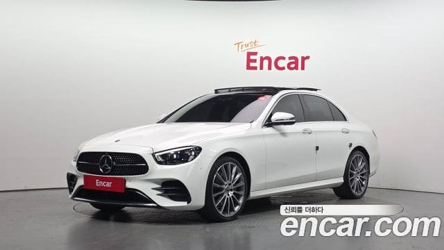 Mercedes-Benz E-Class — фото 1