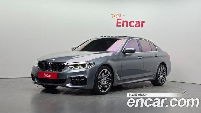 BMW 5 Series — фото 1