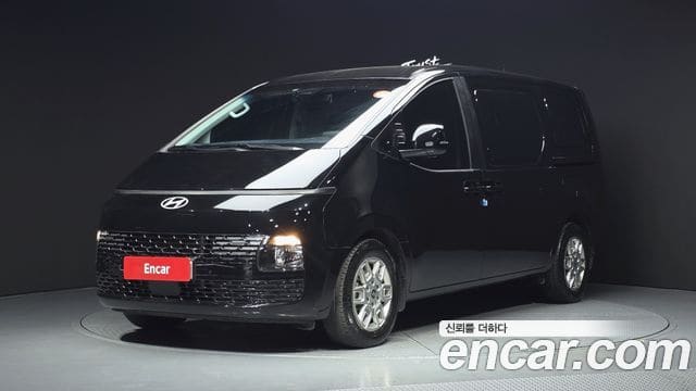 Hyundai Staria — фото 1
