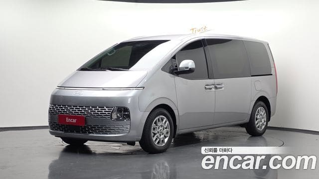 Hyundai Staria — фото 1