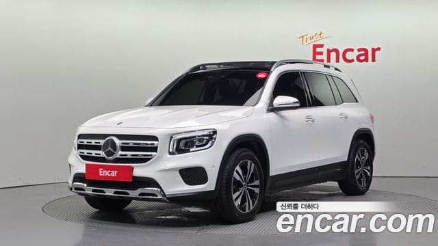 Mercedes-Benz GLB-Class — фото 1