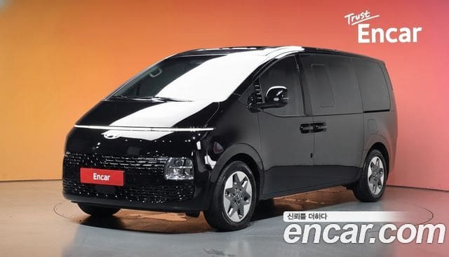 Hyundai Staria — фото 1