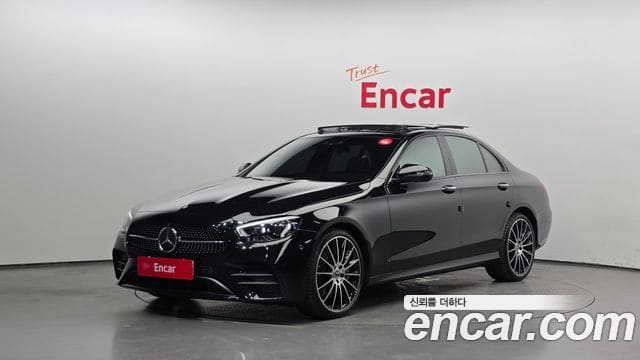 Mercedes-Benz E-Class — фото 1