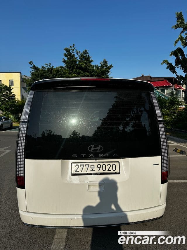 Hyundai Staria — фото 1