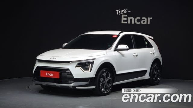Kia Niro — фото 1