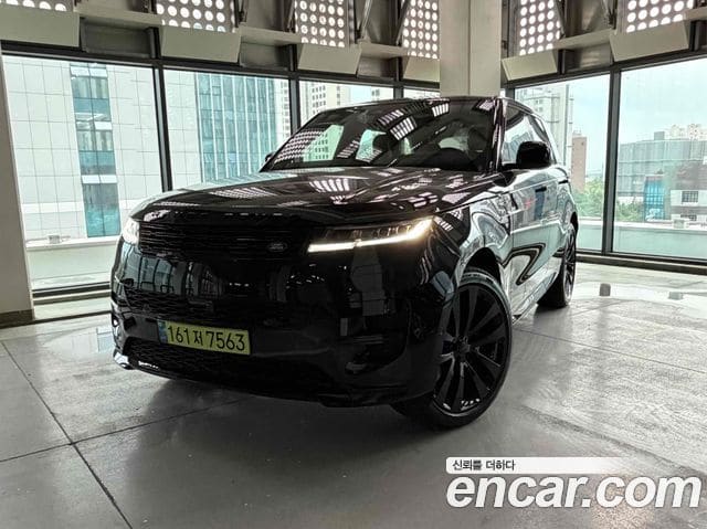 Land Rover Range Rover Sport — фото 1
