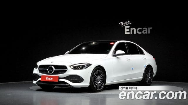 Mercedes-Benz C-Class — фото 1