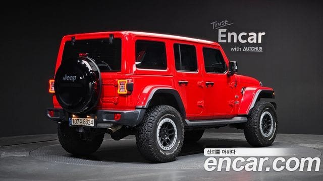 Jeep Wrangler — фото 1