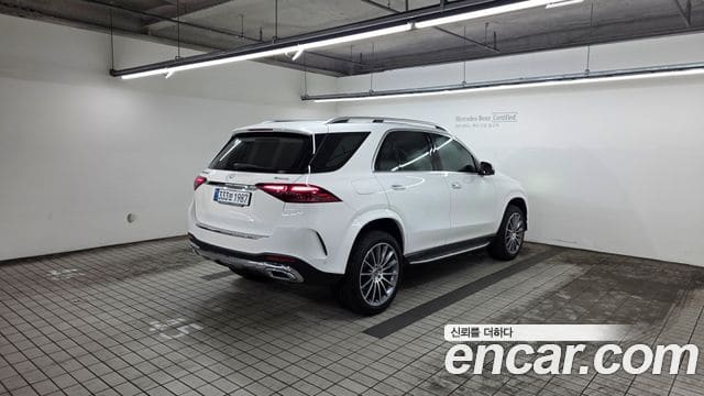 Mercedes-Benz GLE-Class — фото 1