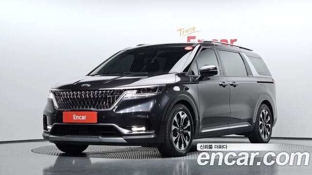 Kia Carnival — фото 1