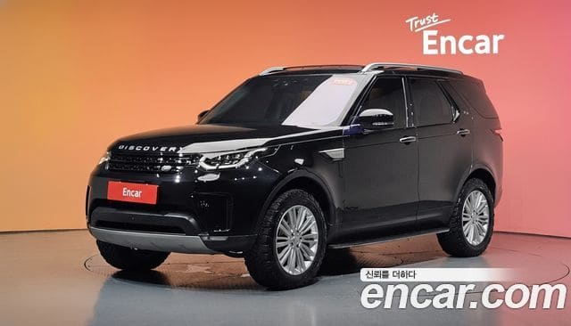 Land Rover Discovery 5 — фото 1