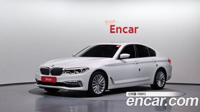 BMW 5 Series — фото 1