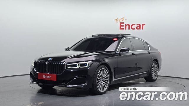 BMW 7 Series — фото 1