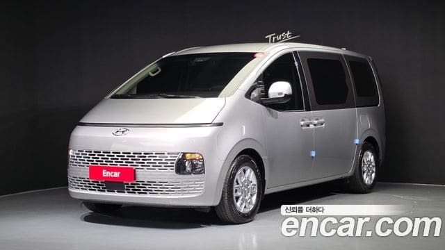 Hyundai Staria — фото 1