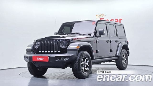 Jeep Wrangler — фото 1