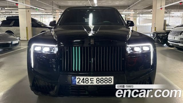 Rolls-Royce Cullinan — фото 1