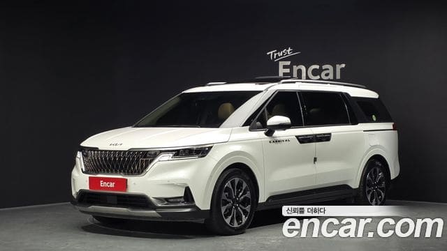 Kia Carnival — фото 1