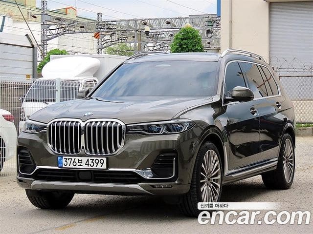 BMW X7 — фото 1