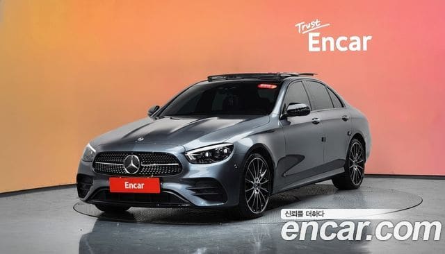 Mercedes-Benz E-Class — фото 1