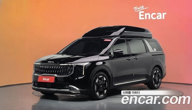 Kia Carnival — фото 1