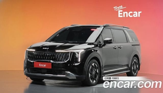 Kia Carnival — фото 1