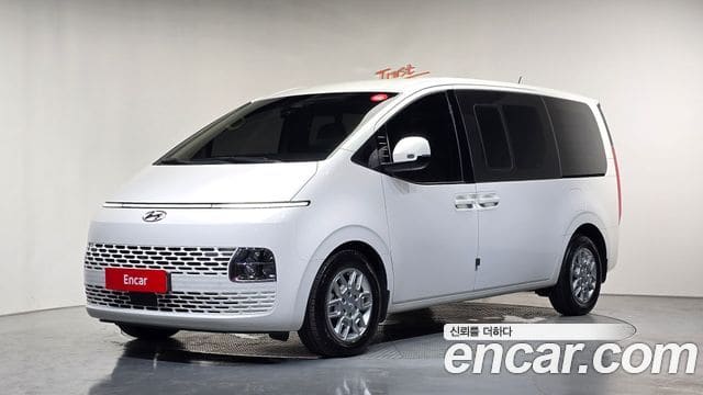 Hyundai Staria — фото 1