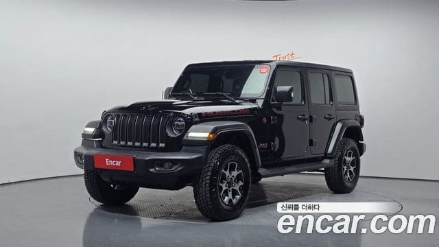 Jeep Wrangler — фото 1