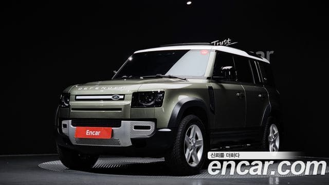 Land Rover Defender — фото 1