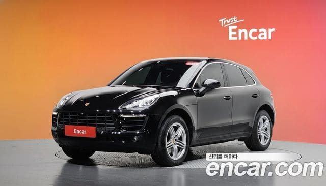 Porsche Macan — фото 1