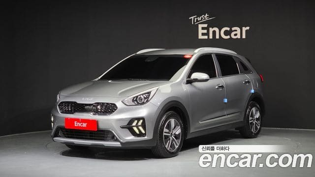 Kia Niro — фото 1