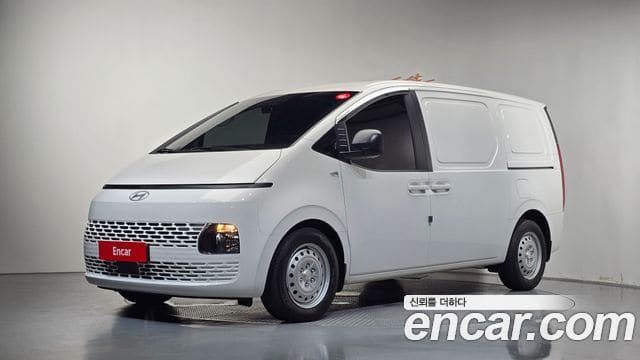 Hyundai Staria — фото 1