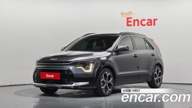 Kia Niro — фото 1