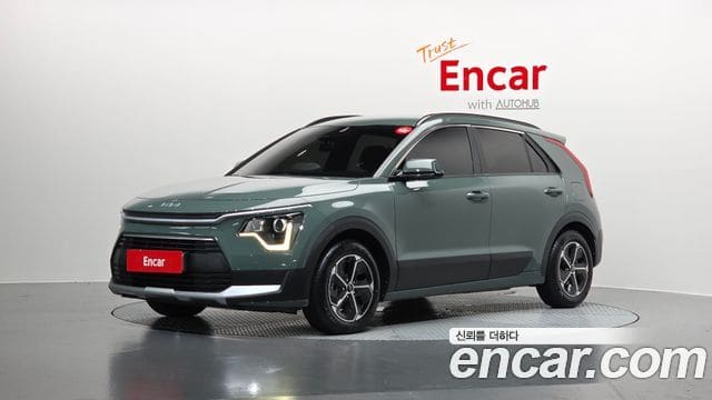 Kia Niro — фото 1