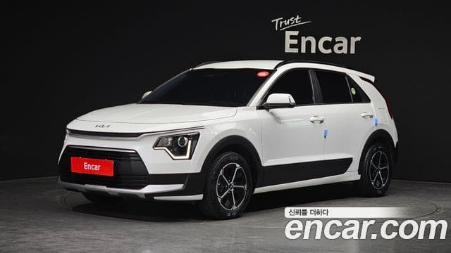 Kia Niro — фото 1