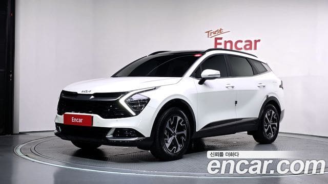 Kia Sportage — фото 1
